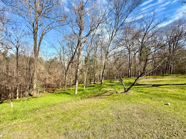 $179,900 | 4194 Burt Loop Road, Crystal Springs, MS 39059