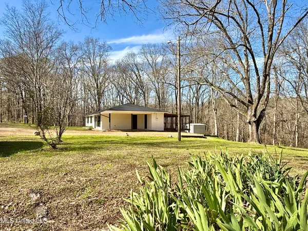 $185,000 | 4194 Burt Loop Road, Crystal Springs, MS 39059
