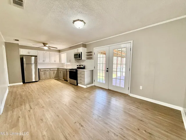 $179,900 | 4194 Burt Loop Road, Crystal Springs, MS 39059