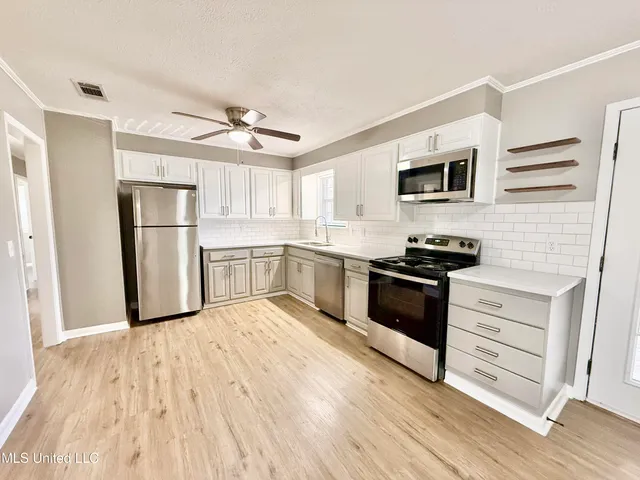 $179,900 | 4194 Burt Loop Road, Crystal Springs, MS 39059