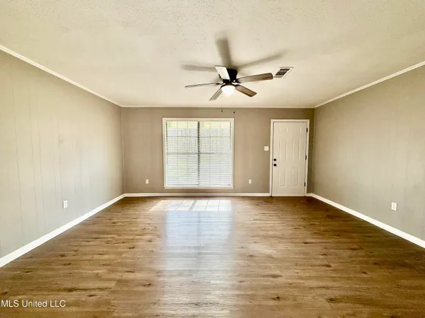 $185,000 | 4194 Burt Loop Road, Crystal Springs, MS 39059