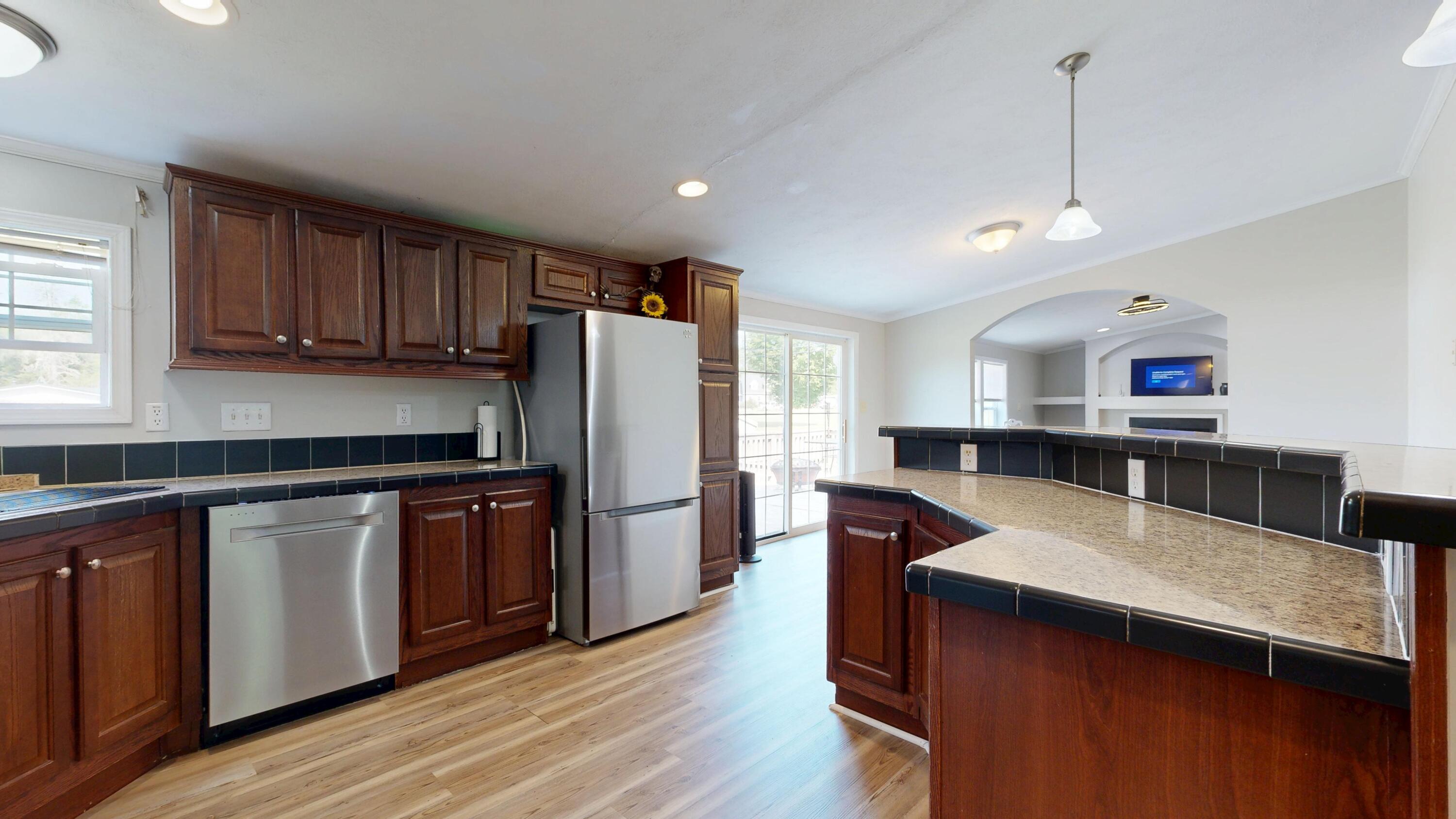 182 N Road Detroit, ME 04929 - Photo 8 of 48 Kitchen