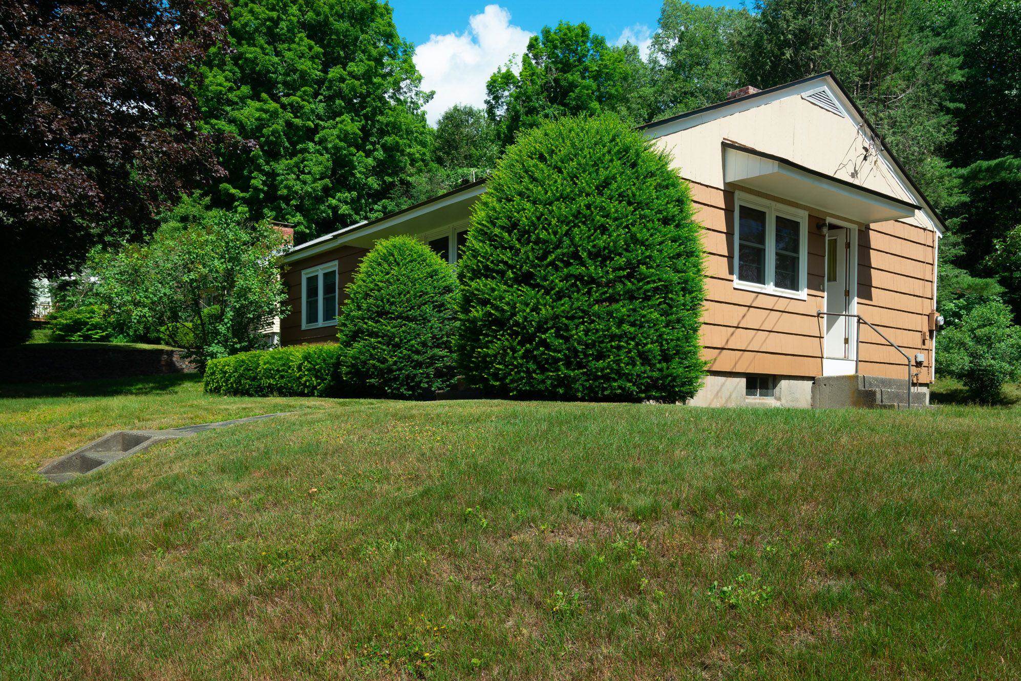 11 Sunny Acres Road Brattleboro, VT 05301 - Photo 15 of 20 Gallery Image 15