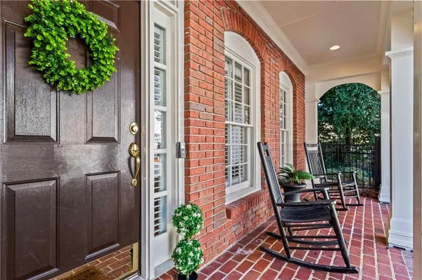 $985,000 | 4120 Paran Pointe Drive Northwest, Atlanta, GA 30327