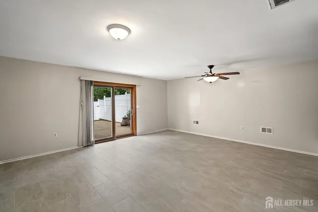 $399,900 | 46 Bramble Lane, Old Bridge, NJ 07747