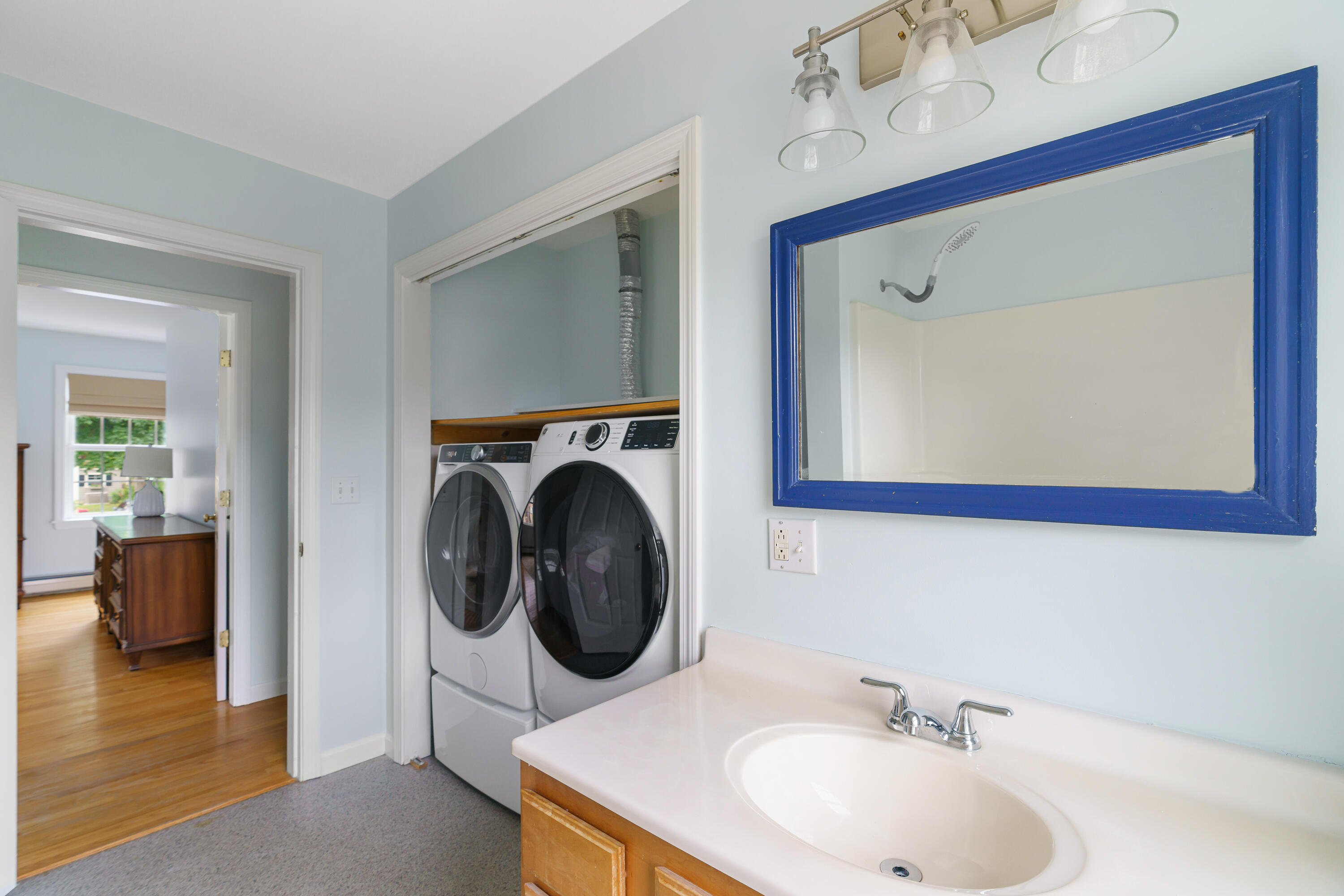 211 Oak Street Bath, ME 04530 - Photo 78 of 102 211 Oak Street Bath 072