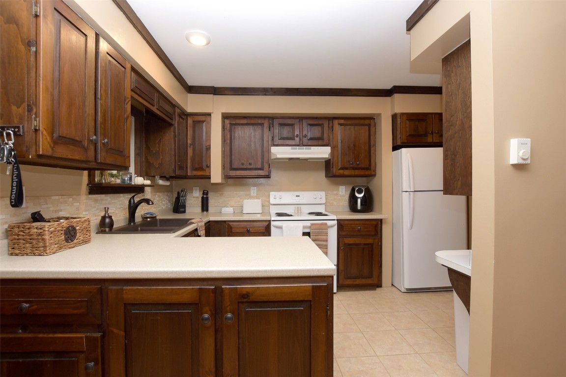 410 Cloverdale Road Chenango Forks, NY 13746 - Photo 9 of 22 Gallery Image 9