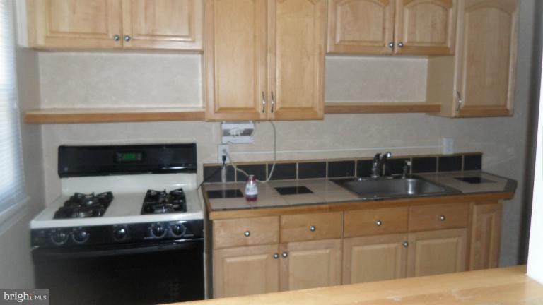 7954 Kavanagh Road Baltimore, MD 21222 - Photo 7 of 13 Kitchen