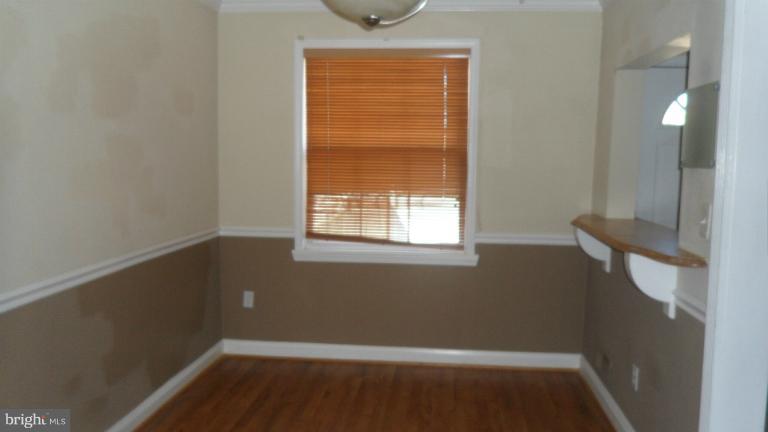 7954 Kavanagh Road Baltimore, MD 21222 - Photo 9 of 13 Dining Room
