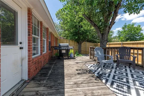 $314,999 | 304 West Windsor Drive, Denton, TX 76207