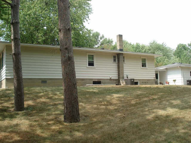 4665 Teft Road St. Charles, MI 48655 - Photo 3 of 10 20099320-2.JPG