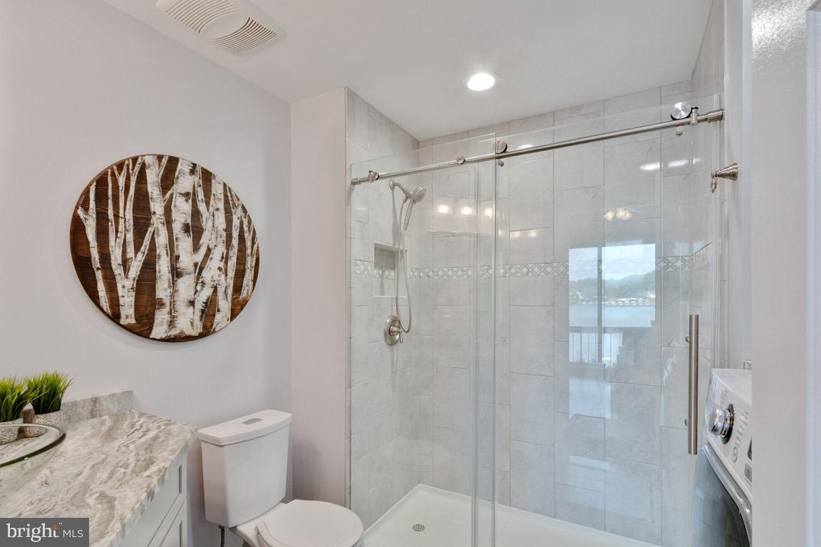 11184 Harbor Court Reston, VA 20191 - Photo 15 of 32 Master bath updated in 2017