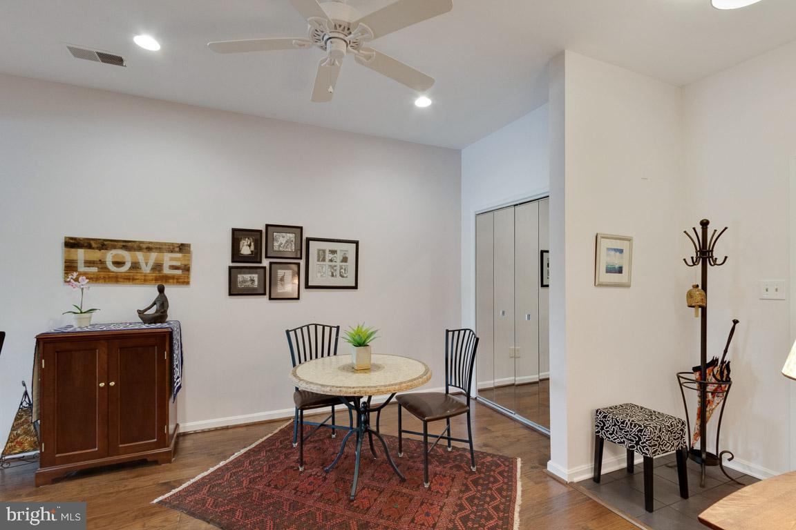 11184 Harbor Court Reston, VA 20191 - Photo 21 of 32 Spacious dining room with recessed lighting