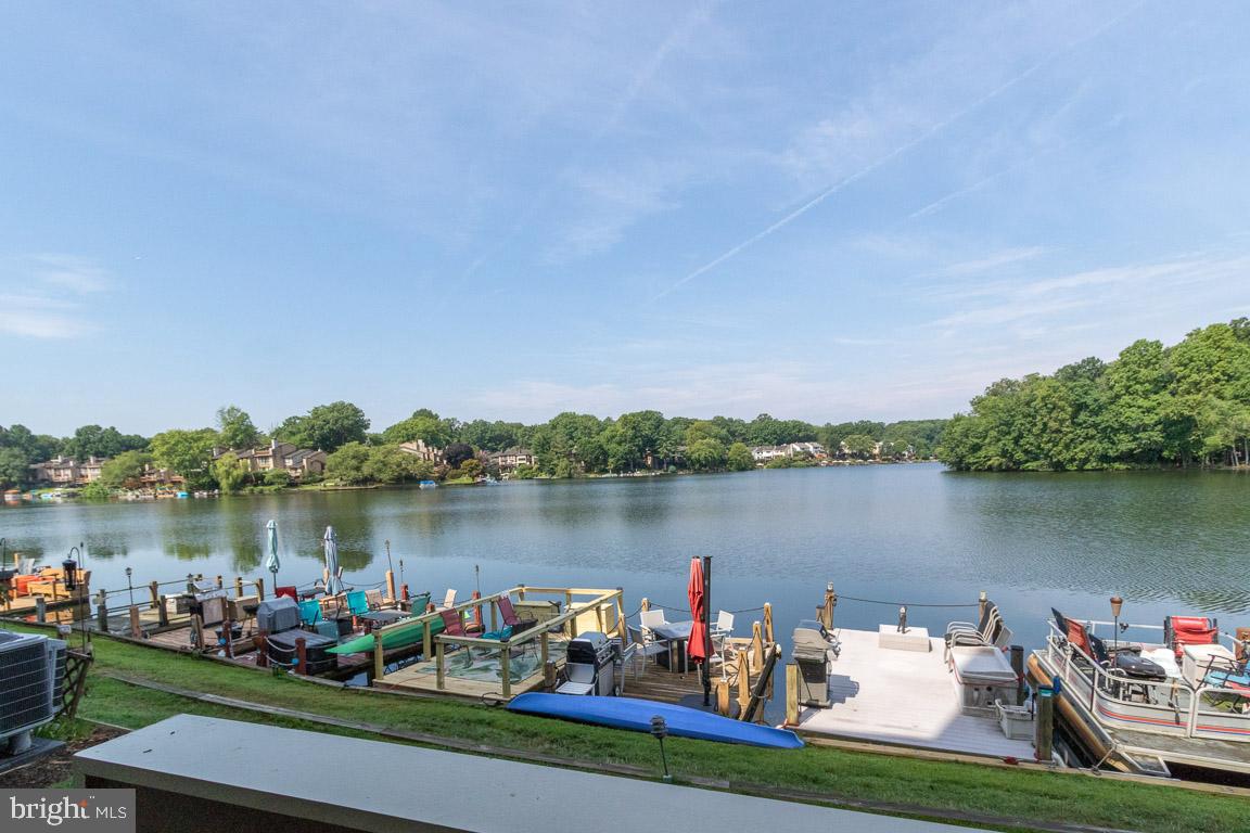 11184 Harbor Court Reston, VA 20191 - Photo 6 of 32 Panoramic views of Lake Thoreau from deck