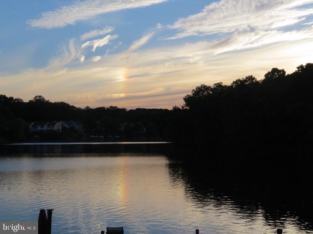 11184 Harbor Court Reston, VA 20191 - Photo 7 of 32 Romantic sunsets