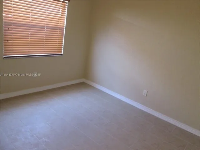 $2,850 | 901 Northeast 209th Terrace, Unit 106, Miami, FL 33179