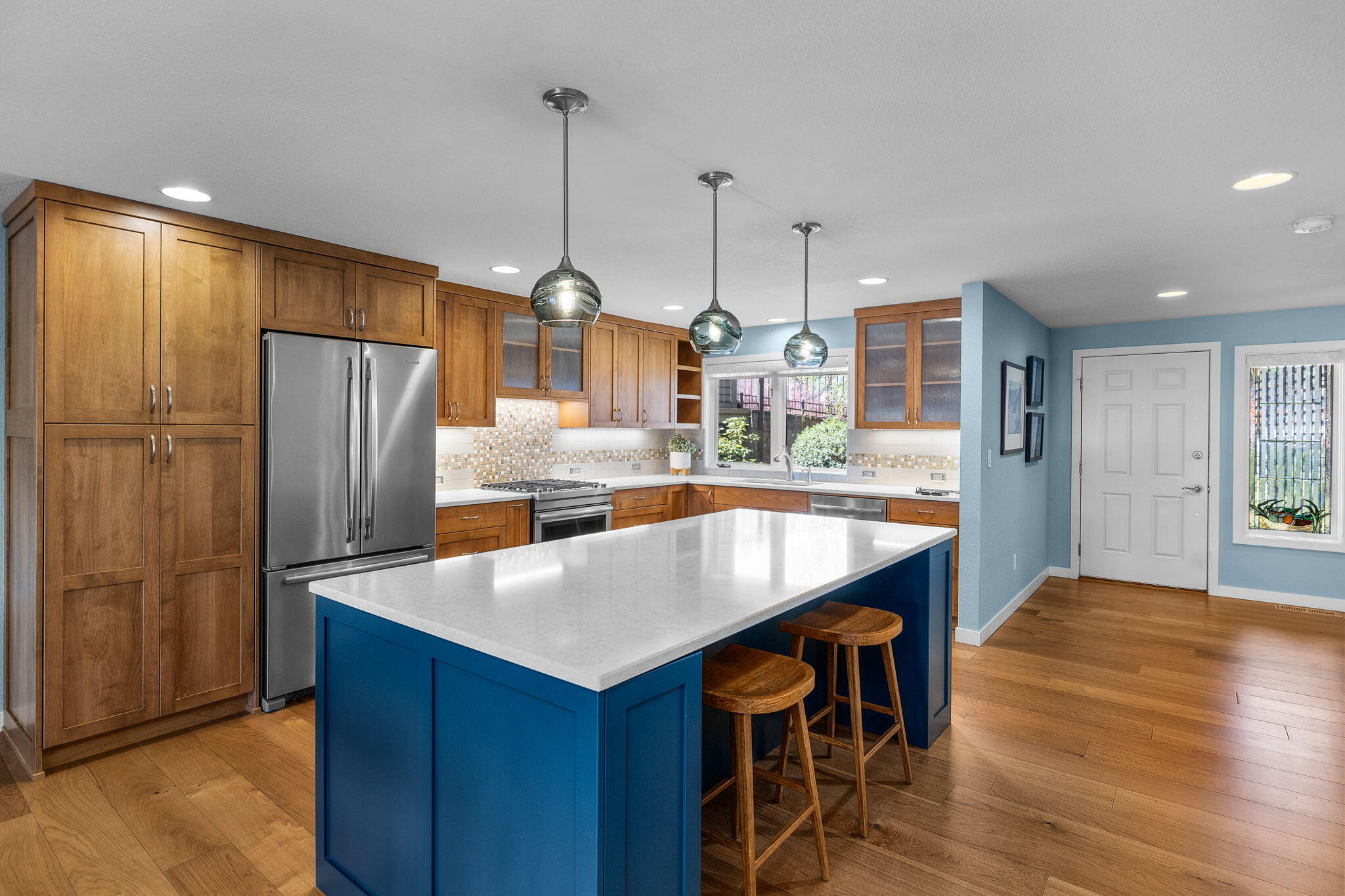 1414 Northwest Awbrey Road, Unit A Bend, OR 97703 - Photo 7 of 35 Oversized island with seating