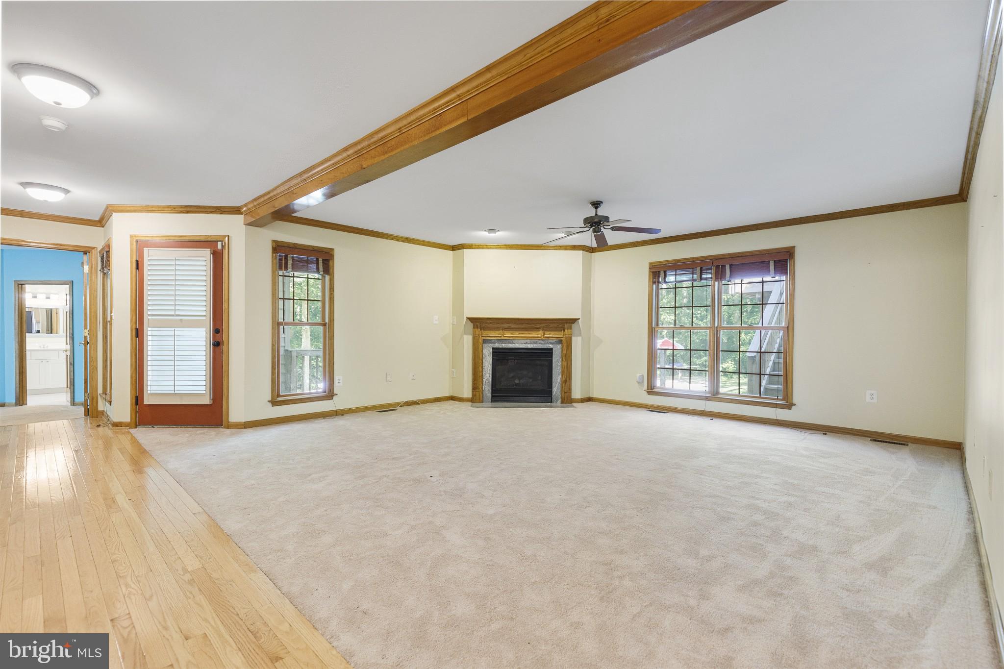 500 Plum Point Road Huntingtown, MD 20639 - Photo 13 of 30 Living room