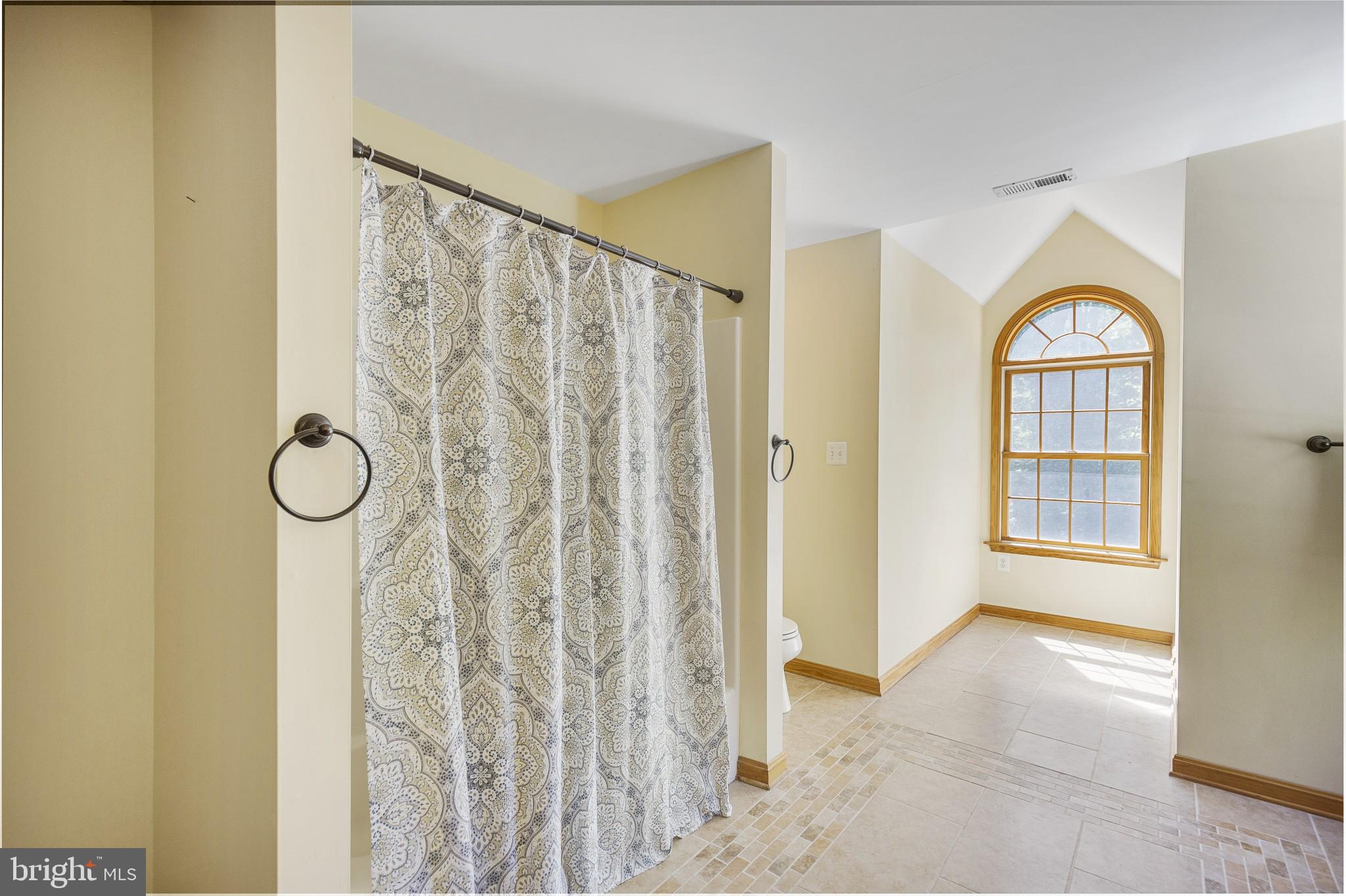 500 Plum Point Road Huntingtown, MD 20639 - Photo 22 of 30 Bathroom 3
