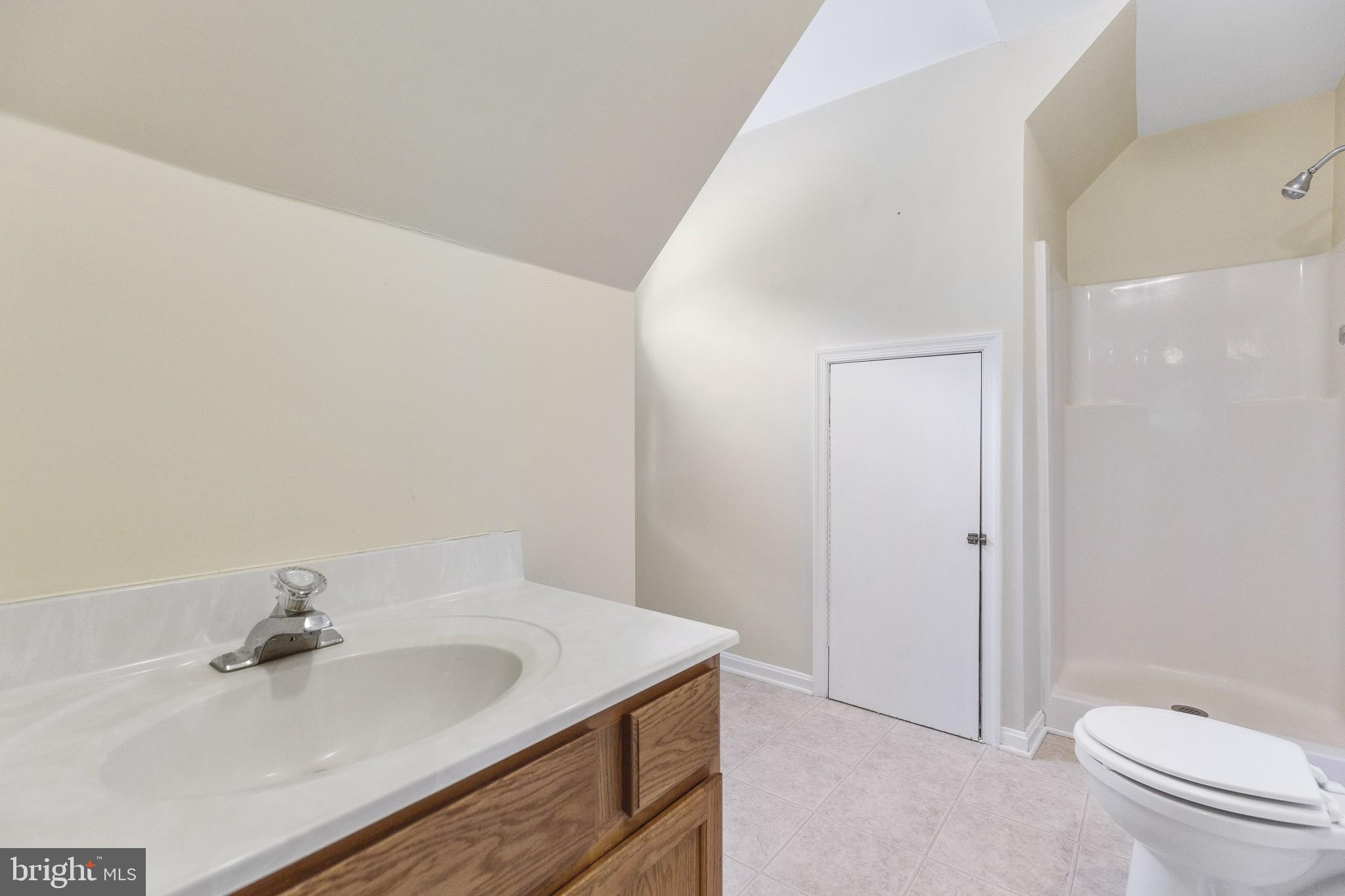 500 Plum Point Road Huntingtown, MD 20639 - Photo 28 of 30 Apartment, bathroom 4