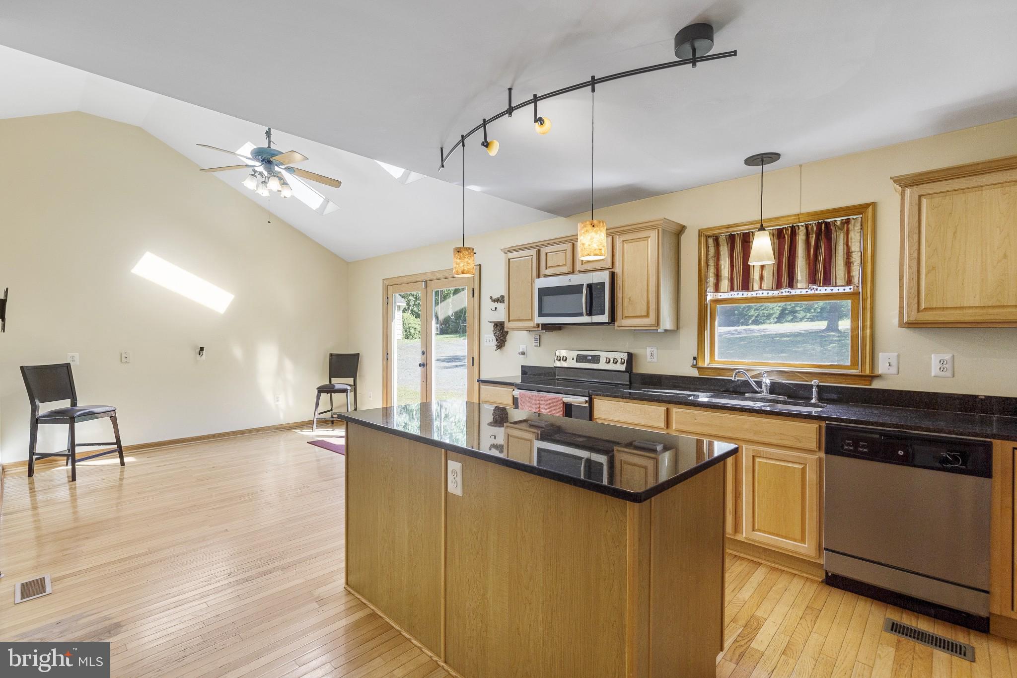 500 Plum Point Road Huntingtown, MD 20639 - Photo 8 of 30 Gorgeous kitchen and vaulted family room.