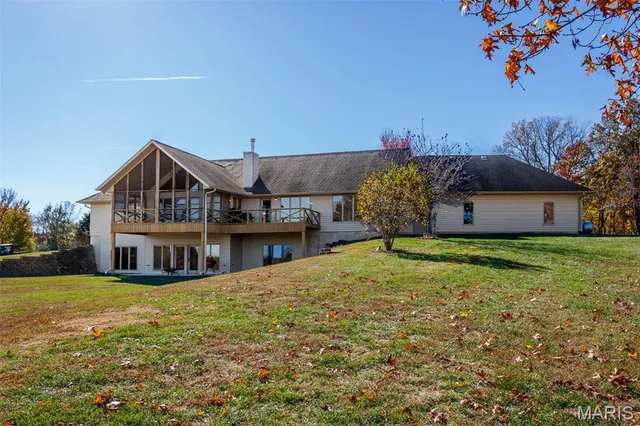 $899,900 | 5345 Old Litchfield Trail, Litchfield, IL 62056