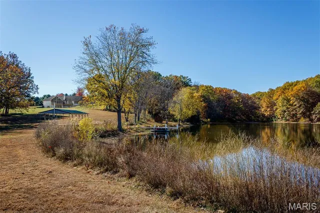 $899,900 | 5345 Old Litchfield Trail, Litchfield, IL 62056