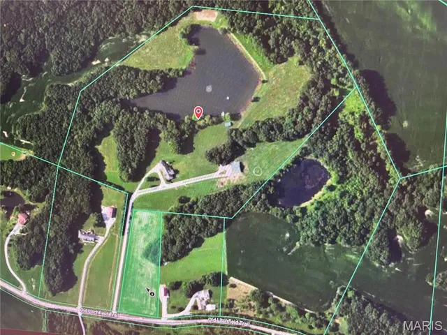 $884,900 | 5345 Old Litchfield Trail, Litchfield, IL 62056