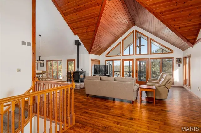 $899,900 | 5345 Old Litchfield Trail, Litchfield, IL 62056