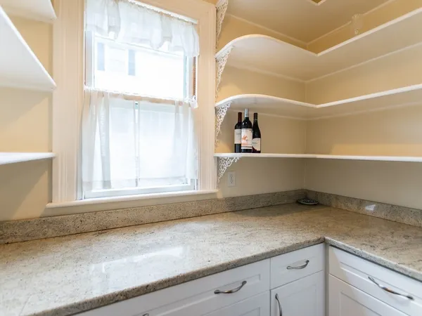 $3,200 | 40 Marshall Street, Unit 1, Watertown, MA 02472