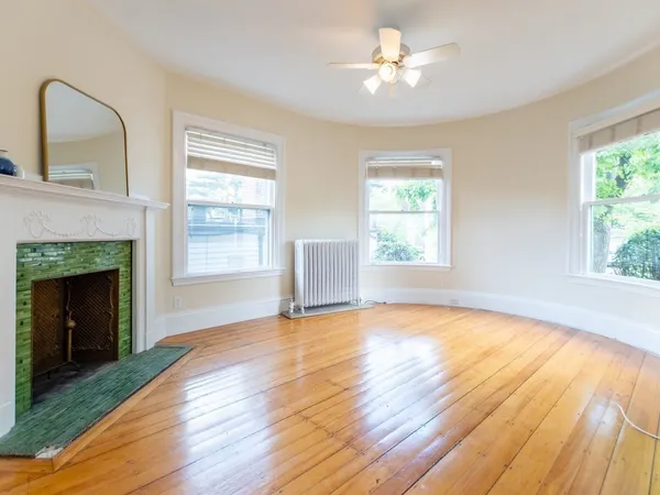 $3,200 | 40 Marshall Street, Unit 1, Watertown, MA 02472