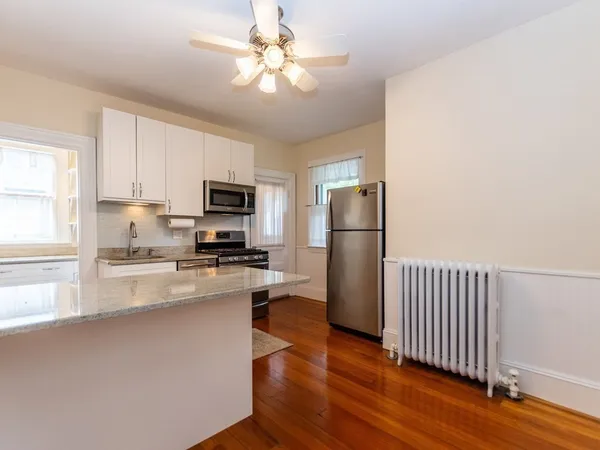 $3,200 | 40 Marshall Street, Unit 1, Watertown, MA 02472
