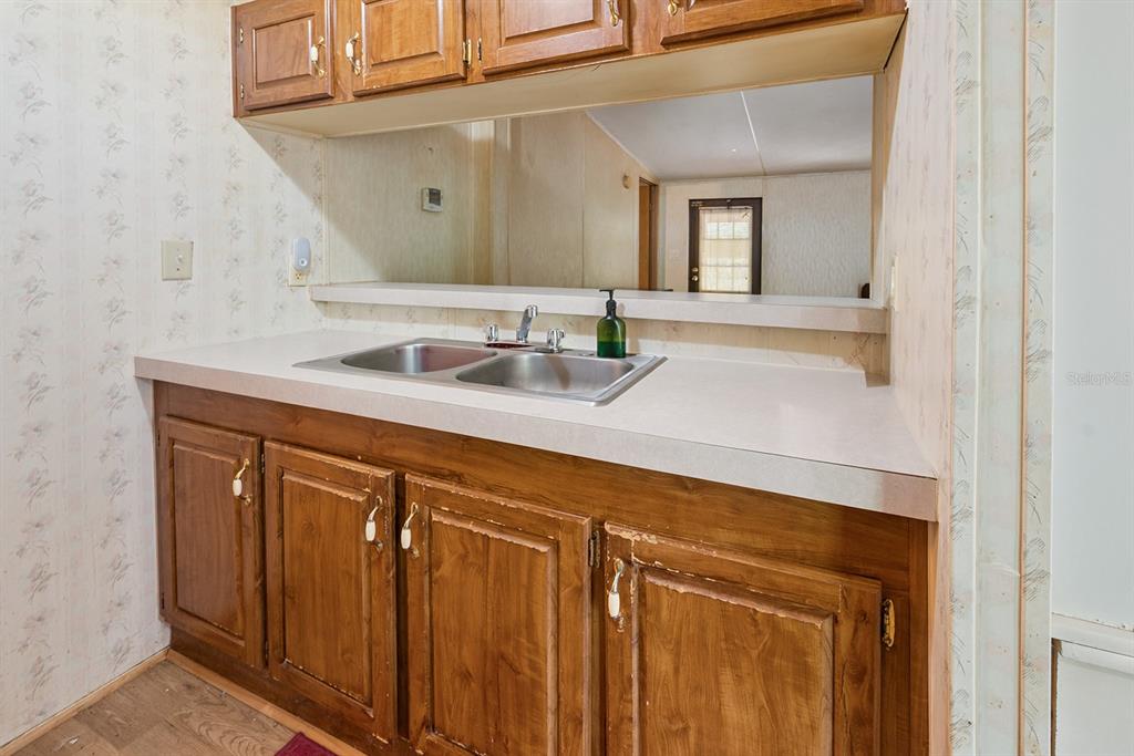 550 Northwest 73rd Way Bell, FL 32619 - Photo 13 of 35