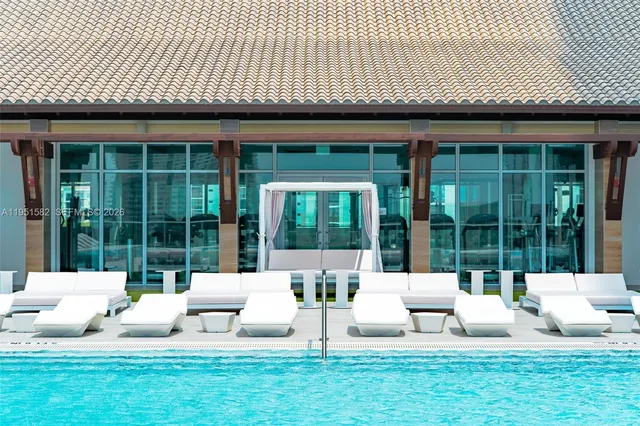 $23,000 | 330 Sunny Isles Boulevard, Unit 5LPH04, Sunny Isles Beach, FL 33160