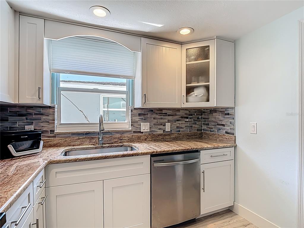 4848 Shell Stream Boulevard New Port Richey, FL 34652 - Photo 14 of 58 Gallery Image 14