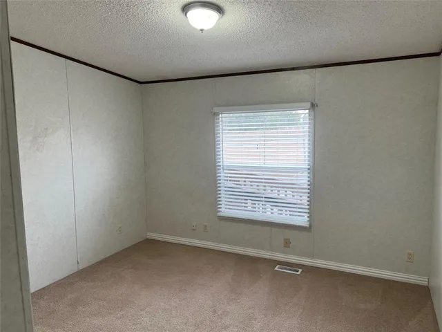 $1,950 | 2648 County Road 600, Farmersville, TX 75442