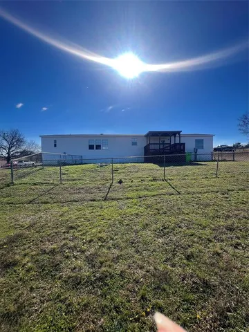 $1,950 | 2648 County Road 600, Farmersville, TX 75442