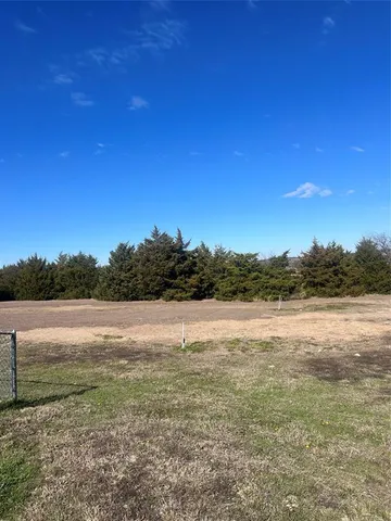 $1,950 | 2648 County Road 600, Farmersville, TX 75442