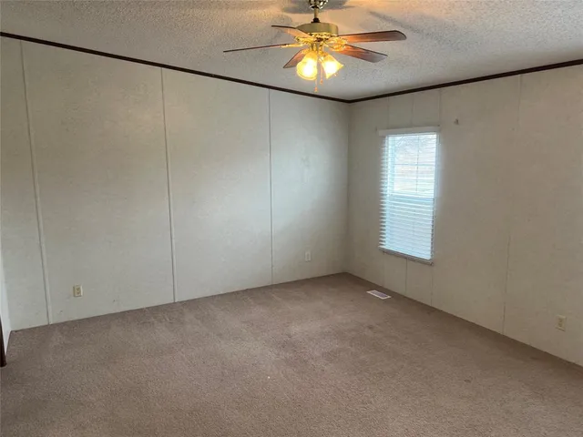 $1,950 | 2648 County Road 600, Farmersville, TX 75442