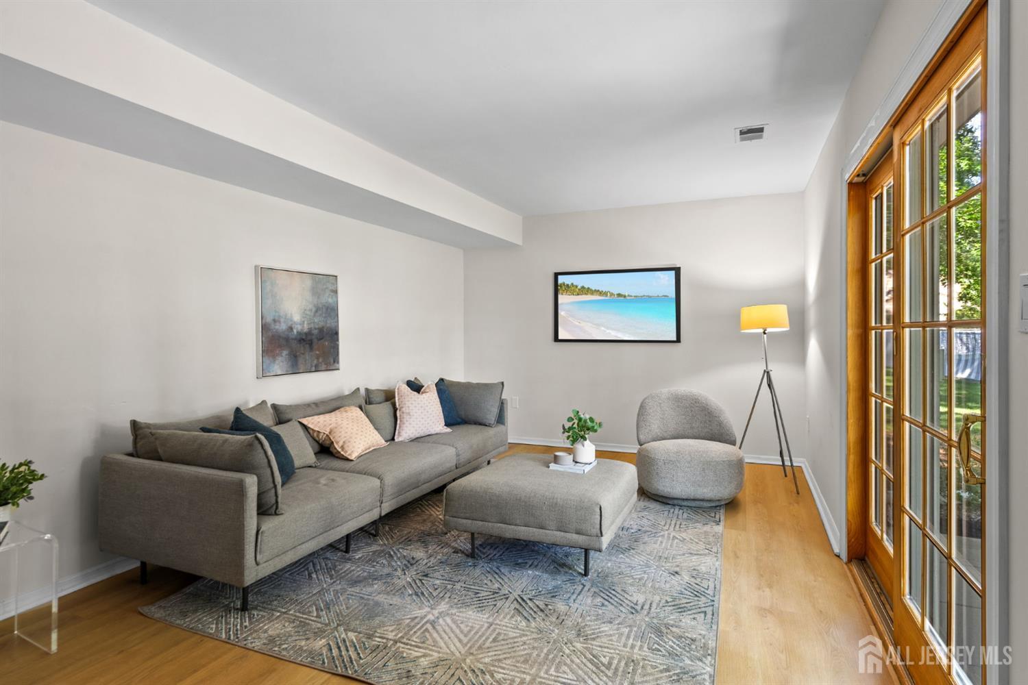 17 Meredith Road Edison, NJ 08817 - Photo 28 of 37