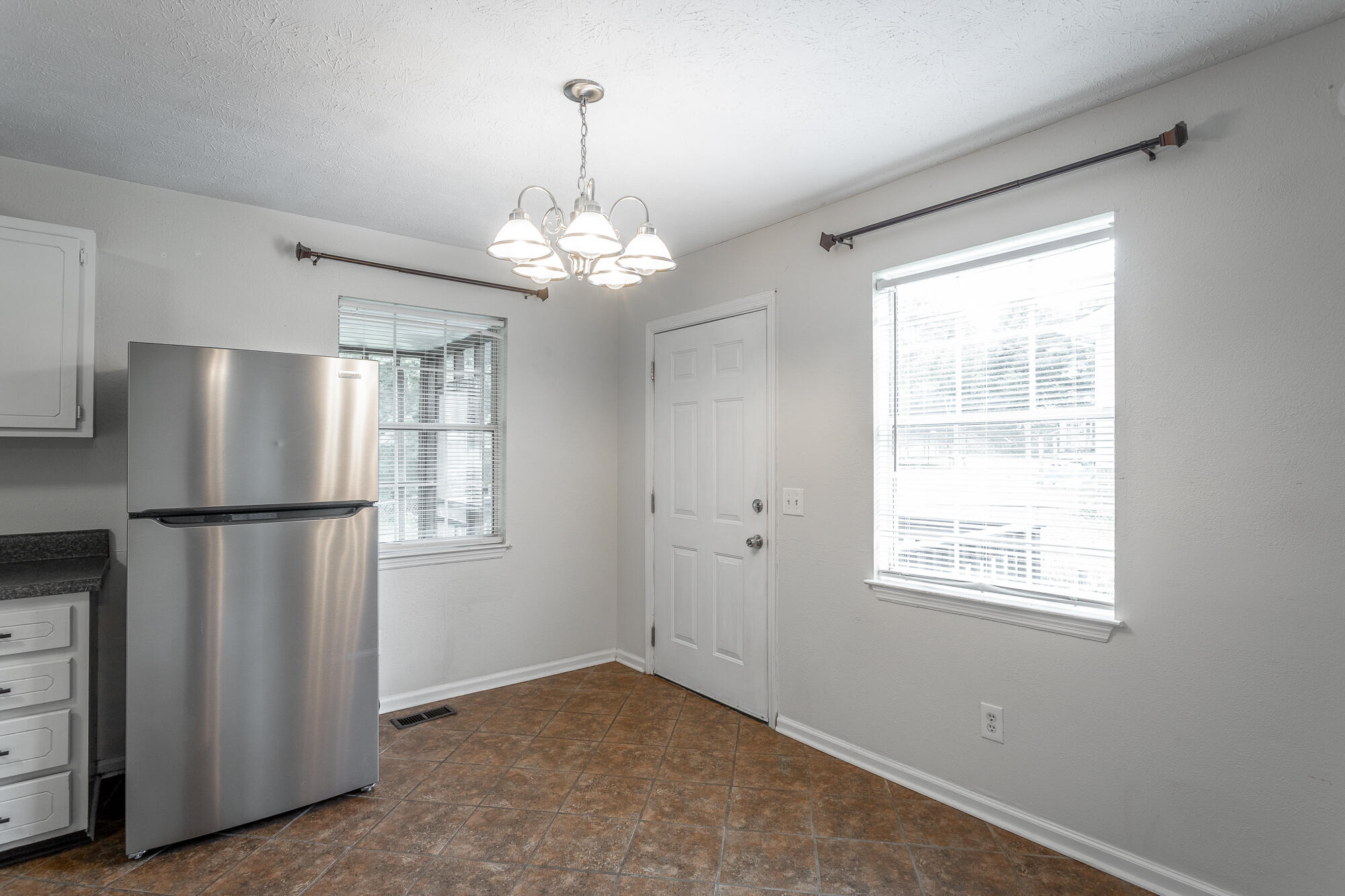 157 Bell Road Chickamauga, GA 30707 - Photo 11 of 31 Eat in Kitchen/Back Door