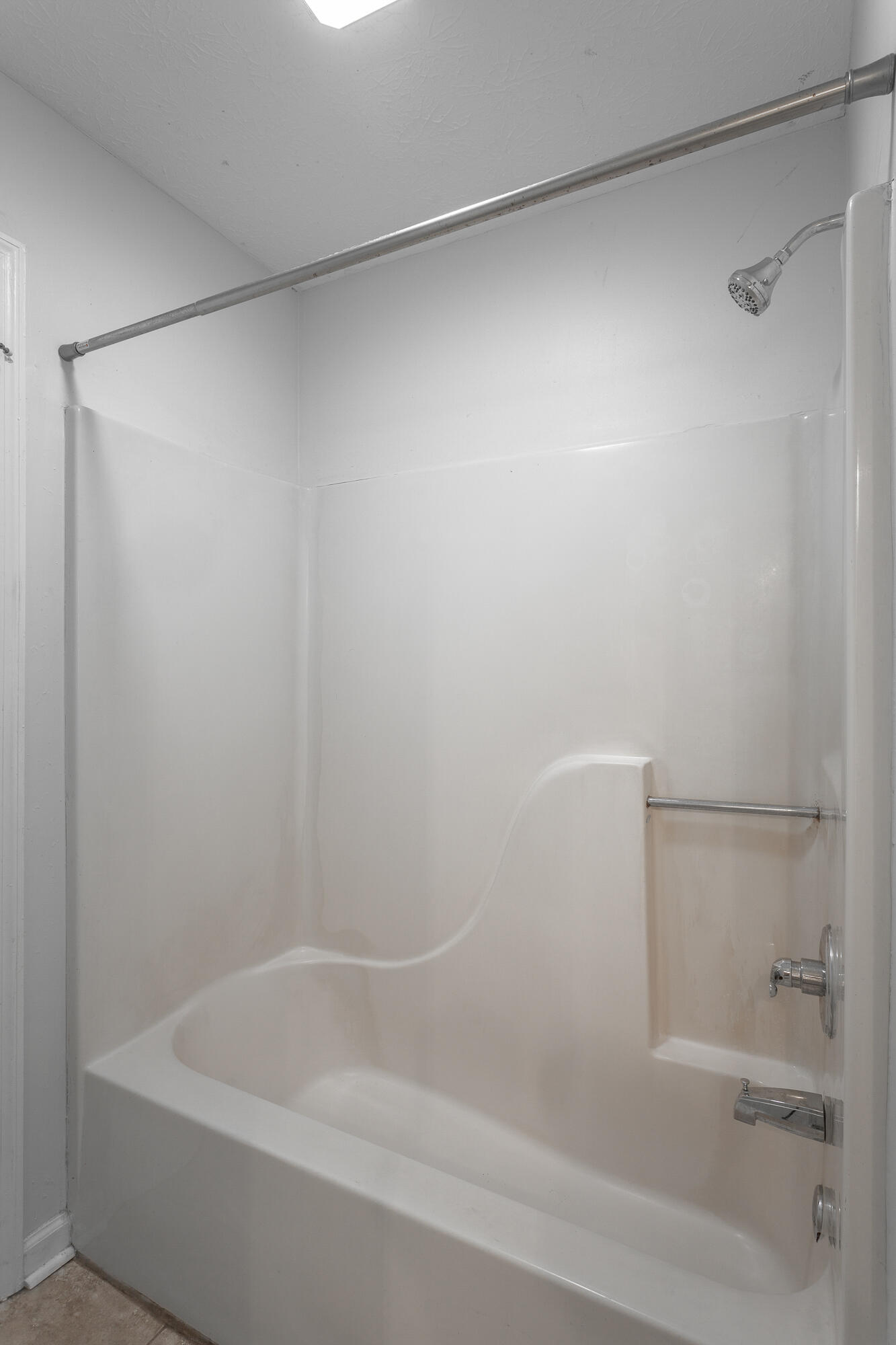 157 Bell Road Chickamauga, GA 30707 - Photo 14 of 31 Bathroom