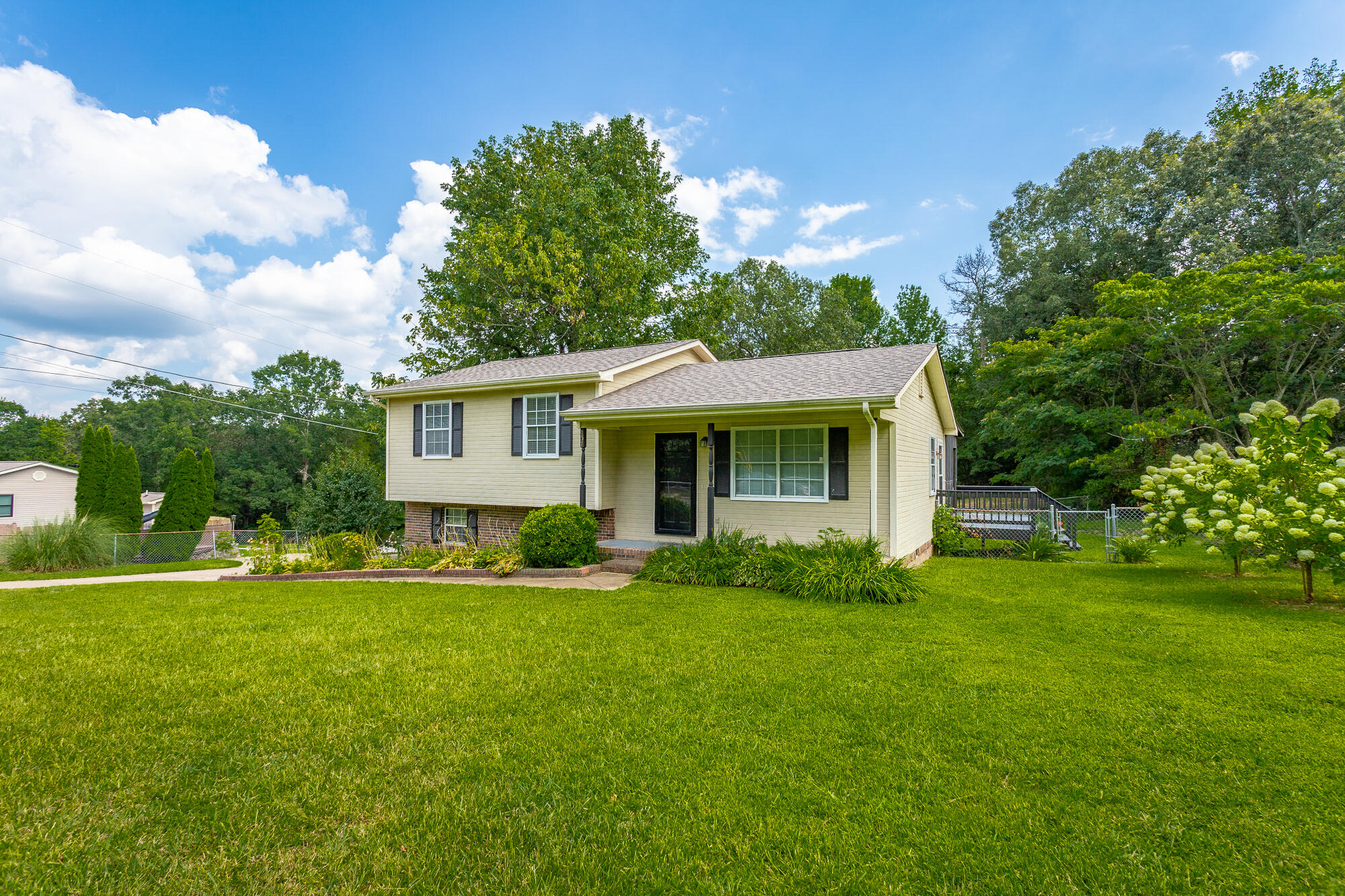 157 Bell Road Chickamauga, GA 30707 - Photo 30 of 31 Front yard