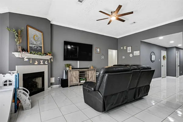 $332,000 | 5007 Ridgeway Drive, Pasadena, TX 77504