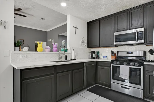 $332,000 | 5007 Ridgeway Drive, Pasadena, TX 77504