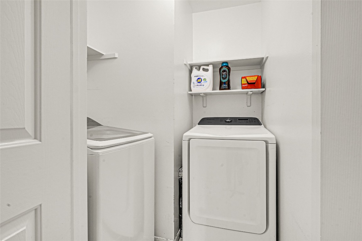 5007 Ridgeway Drive Pasadena, TX 77504 - Photo 18 of 24 Laundry Room