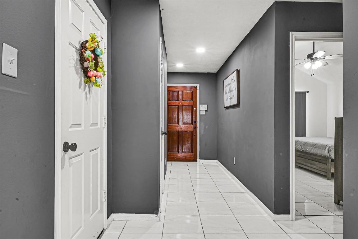 5007 Ridgeway Drive Pasadena, TX 77504 - Photo 4 of 24