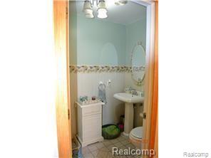 5575 Blood Road Metamora, MI 48455 - Photo 5 of 26 213116179_8.jpg