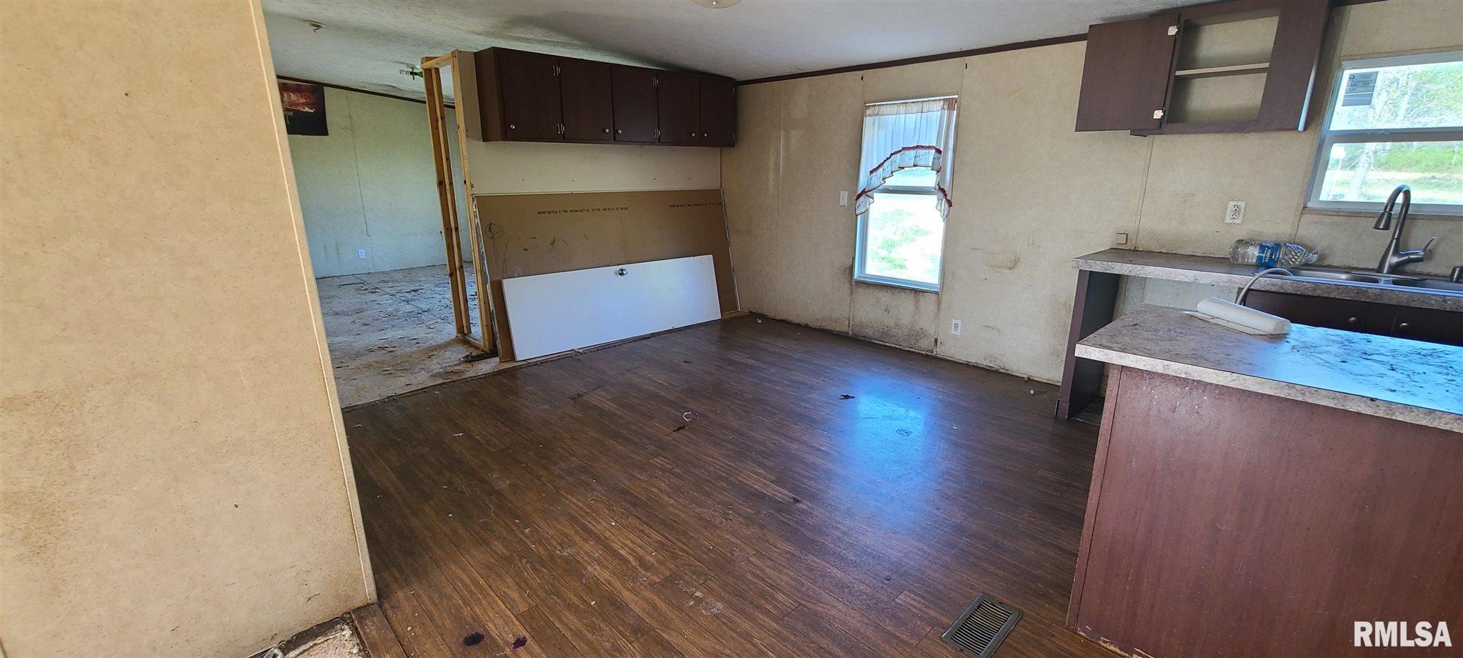 4745 Gum Springs Road Tunnel Hill, IL 62972 - Photo 11 of 24