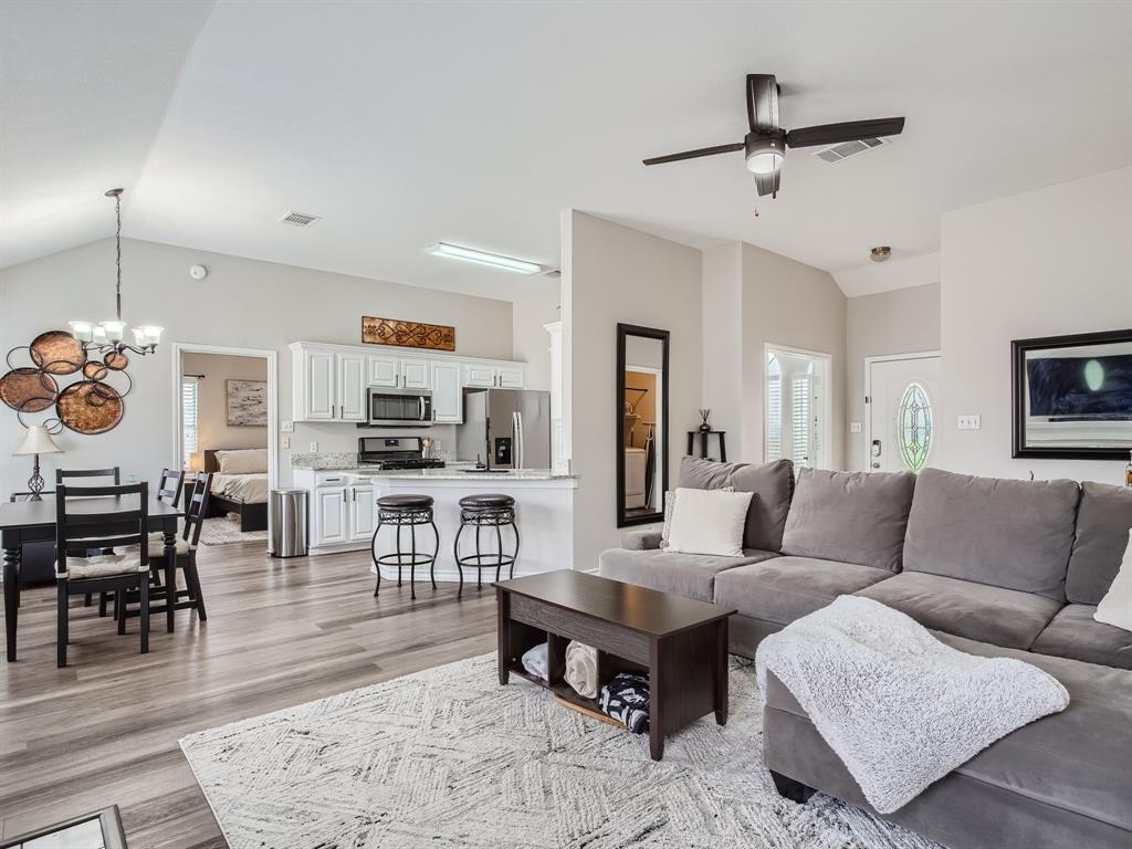 1813 Southeastern Trail Round Rock, TX 78664 - Photo 4 of 11